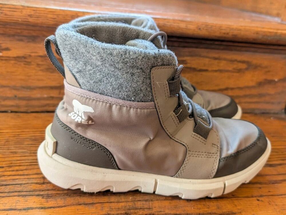Sorel Waterproof Women's Sz 8 Explorer II Carnival Felt Boots Beige Gray